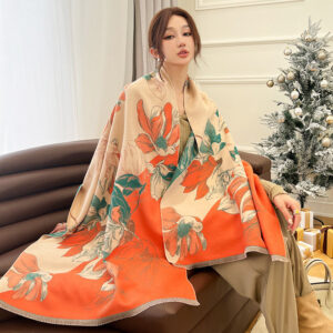 Khăn Quàng Cổ Len Oversized: Khám Phá 4 Ưu Điểm Nổi Bật 