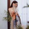 Khăn Cashmere - Sự Lựa Chọn Cao Cấp Cho Những Người Yêu Thời Trang