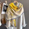 Khăn Cashmere Mỏng Nhẹ – Lý Tưởng Cho Buổi Sáng Se Lạnh Và Trưa Nắng Nhẹ